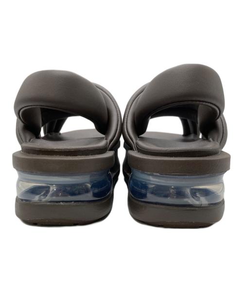 NIKE（ナイキ）NIKE (ナイキ) エアマックスアイラサンダル ブラウン サイズ:23cmの古着・服飾アイテム