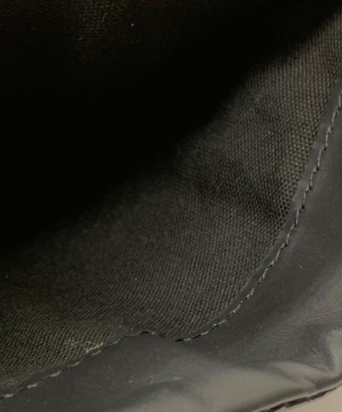 pomtata（ポンタタ）POMTATA (ポンタタ) クロコ型押しがま口二つ折り財布 ネイビーの古着・服飾アイテム