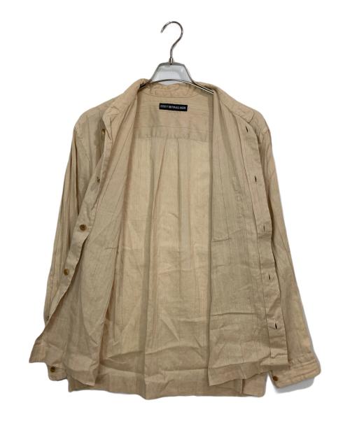 ISSEY MIYAKE MEN（イッセイミヤケメン）ISSEY MIYAKE MEN (イッセイミヤケメン) リネン混バンドカラーシャツ ベージュ サイズ:2の古着・服飾アイテム