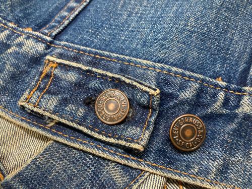 LEVI'S（リーバイス）LEVI'S (リーバイス) 4thデニムジャケット インディゴ サイズ:42の古着・服飾アイテム