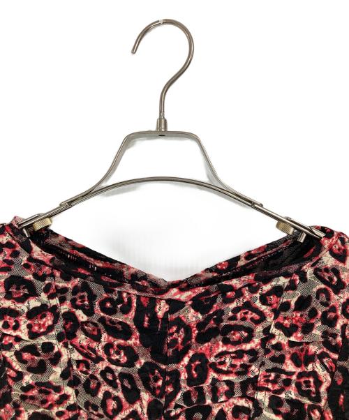 VIVIENNE TAM（ヴィヴィアンタム）VIVIENNE TAM (ヴィヴィアンタム) 総柄ワンピース レッド サイズ:SIZE 38 未使用品の古着・服飾アイテム