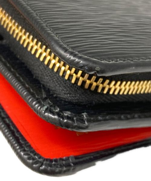 PRADA（プラダ）PRADA (プラダ) 2つ折り財布 ブラックの古着・服飾アイテム