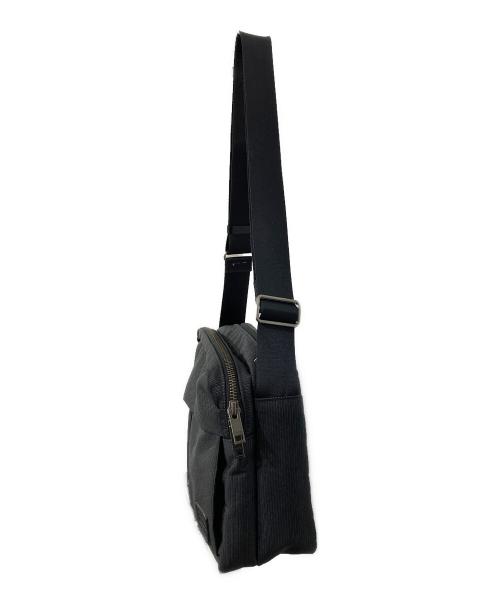 PORTER（ポーター）PORTER (ポーター) フィネスショルダーバッグ ブラックの古着・服飾アイテム