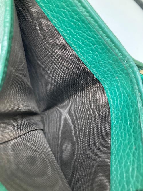 GUCCI（グッチ）GUCCI (グッチ) 2つ折り財布 グリーンの古着・服飾アイテム