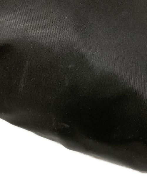 SUBLATIONS（サブレーションズ）SUBLATIONS (サブレーションズ) TRIANGLE SLING BAG S ブラックの古着・服飾アイテム