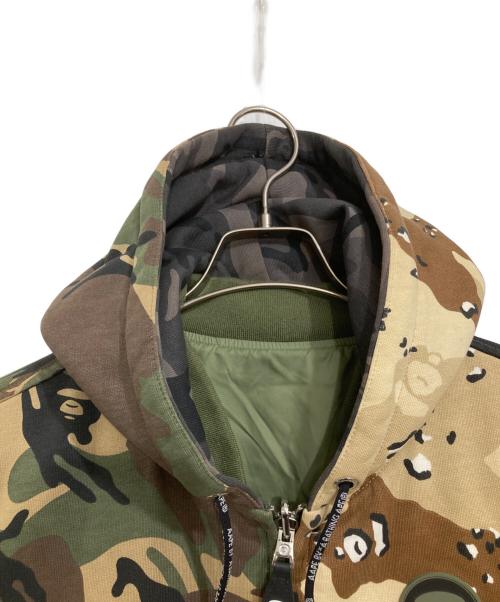 A BATHING APE（ア ベイシング エイプ）A BATHING APE (ア ベイシング エイプ) リバーシブルパーカー ベージュ サイズ:Mの古着・服飾アイテム
