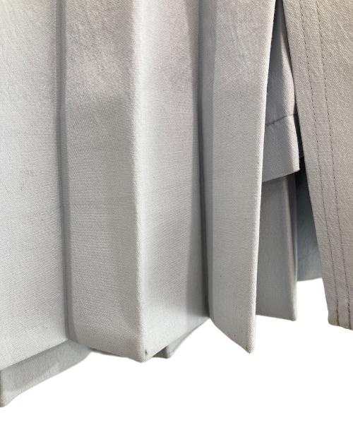 HOMME PLISSE ISSEY MIYAKE（オム プリッセ イッセイ ミヤケ）HOMME PLISSE ISSEY MIYAKE (オム プリッセ イッセイ ミヤケ) EDGE COAT LIGHT グレー サイズ:1の古着・服飾アイテム