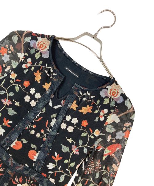VIVIENNE TAM（ヴィヴィアンタム）VIVIENNE TAM (ヴィヴィアンタム) 花柄パワーネットワンピース ブラック サイズ:38の古着・服飾アイテム