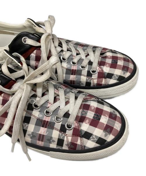 LOUIS VUITTON（ルイ ヴィトン）LOUIS VUITTON (ルイ ヴィトン) チェックモノグラムスニーカー　ローカットスニーカー　チェックスニーカー ホワイト×レッド サイズ: 8 1/2の古着・服飾アイテム