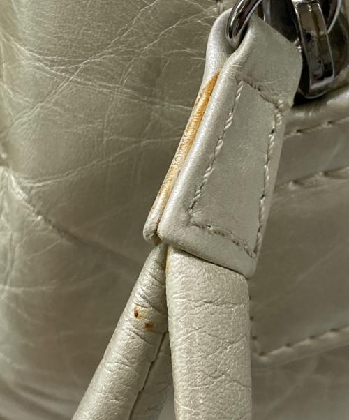 CHANEL（シャネル）CHANEL (シャネル) キルトショルダーバッグ ベージュの古着・服飾アイテム