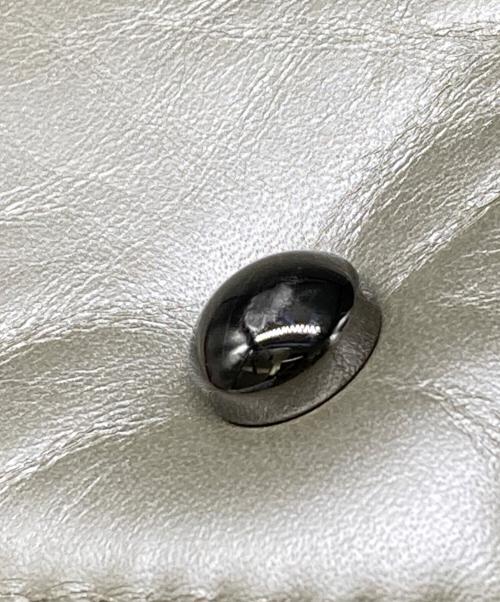 CHANEL（シャネル）CHANEL (シャネル) キルトショルダーバッグ ベージュの古着・服飾アイテム