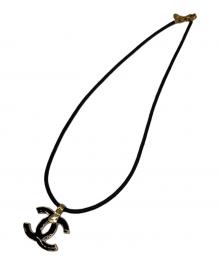 CHANEL（シャネル）の古着「ココマークチャームネックレス」｜ブラック×ゴールド