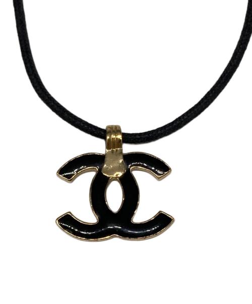 CHANEL（シャネル）CHANEL (シャネル) ココマークチャームネックレス ブラック×ゴールドの古着・服飾アイテム