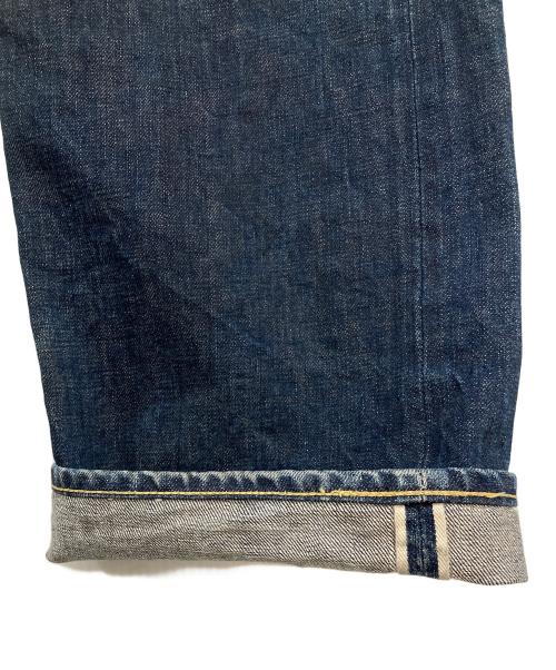 TENDERLOIN（テンダーロイン）TENDERLOIN (テンダーロイン) シンチバックセルビッジデニムパンツ インディゴ サイズ:SIZE 32の古着・服飾アイテム