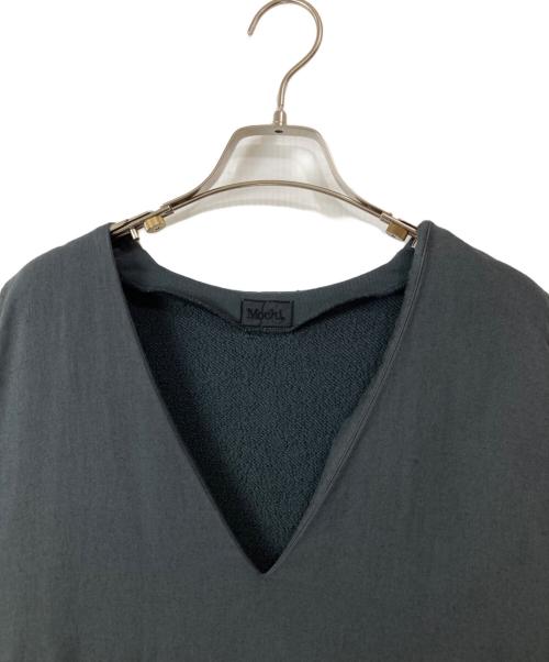 MOCHI home&miles（モチ ホーム アンド マイルズ）MOCHI home&miles (モチ ホーム アンド マイルズ) v-neck button one piece グレー サイズ:1の古着・服飾アイテム