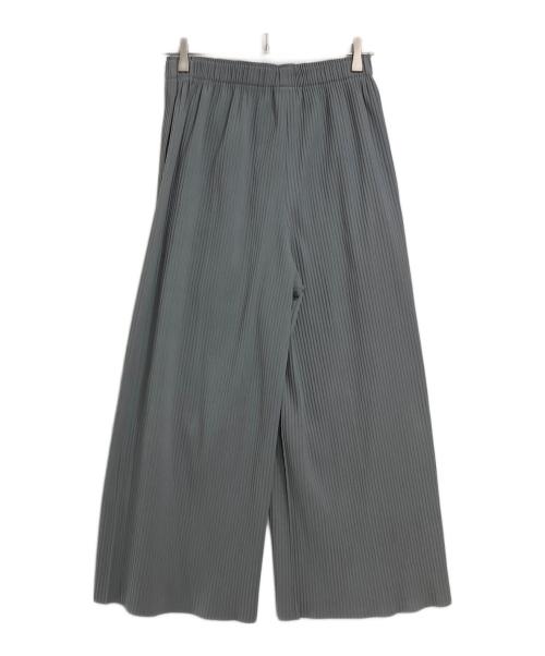 me ISSEY MIYAKE（ミーイッセイ ミヤケ）me ISSEY MIYAKE (ミーイッセイ ミヤケ) プリーツワイドパンツ グレー サイズ:FREEの古着・服飾アイテム