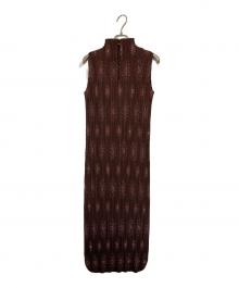 PLEATS PLEASE（プリーツプリーズ）の古着「ノースリーブプリーツワンピース」｜ブラウン