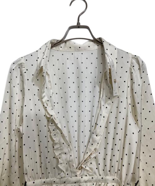 M ME EME（エムミーエメ）M me eme (エムミーエメ) Classical dot tiered onepiecee アイボリー サイズ:FREE 未使用品の古着・服飾アイテム