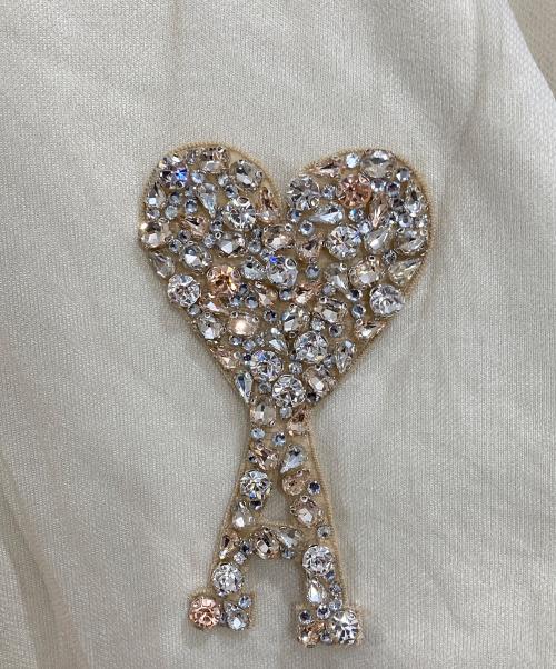 AMI PARIS（アミ パリス）AMI PARIS (アミ パリス) ラメハートロゴ チュールレイヤード プルオーバースウェットパーカー アイボリー サイズ:Lの古着・服飾アイテム