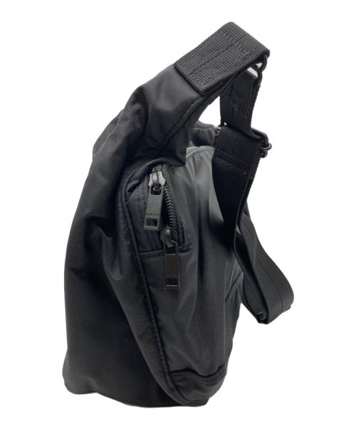 PORTER（ポーター）PORTER (ポーター) フラッシュ ショルダーバッグ ブラックの古着・服飾アイテム