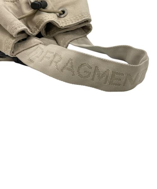 RAMIDUS（ラミダス）RAMIDUS (ラミダス) FRAGMENT DESIGN (フラグメントデザイン) ショルダーバッグ ベージュの古着・服飾アイテム