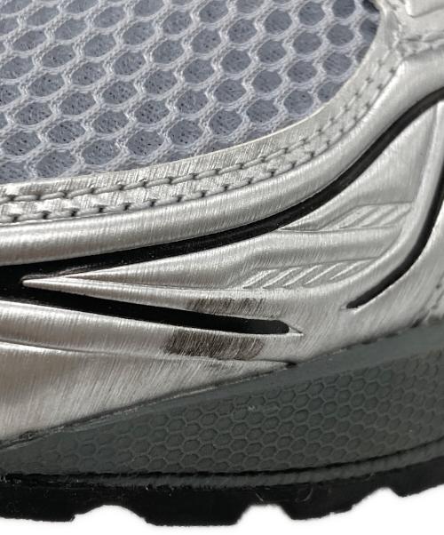 asics（アシックス）asics (アシックス) URBAN RESEARCH (アーバンリサーチ) GEL-KAYANO 14 シルバー サイズ:28cmの古着・服飾アイテム