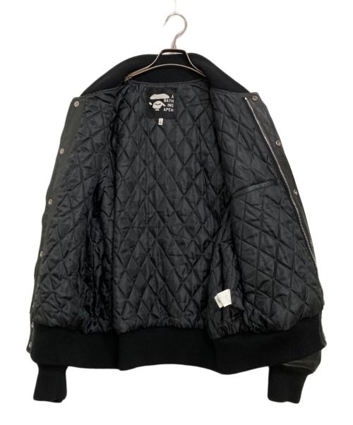 A BATHING APE（ア ベイシング エイプ）A BATHING APE (ア ベイシング エイプ) カウレザースタジアムジャケット ブラック サイズ:XLの古着・服飾アイテム
