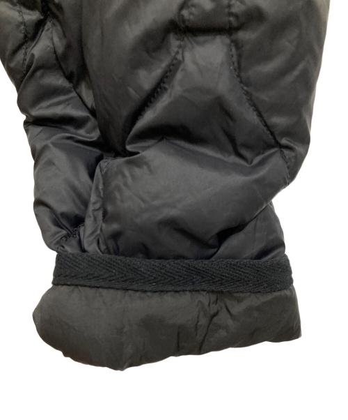 GRAMICCI（グラミチ）GRAMICCI (グラミチ) TAION (タイオン) BEAMS別注リバーシブル ダウン ブラック サイズ:Sの古着・服飾アイテム