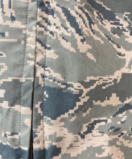USAF（ユーエスエーエフ）USAF (ユーエスエーエフ) parka all purpose environmental camouflage ベージュ サイズ:XLの古着・服飾アイテム