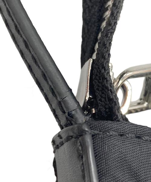 MM6 Maison Margiela（エムエムシックスメゾンマルジェラ）MM6 Maison Margiela (エムエムシックスメゾンマルジェラ) ミニショルダーバッグ レザーショルダーバッグ　 ブラックの古着・服飾アイテム