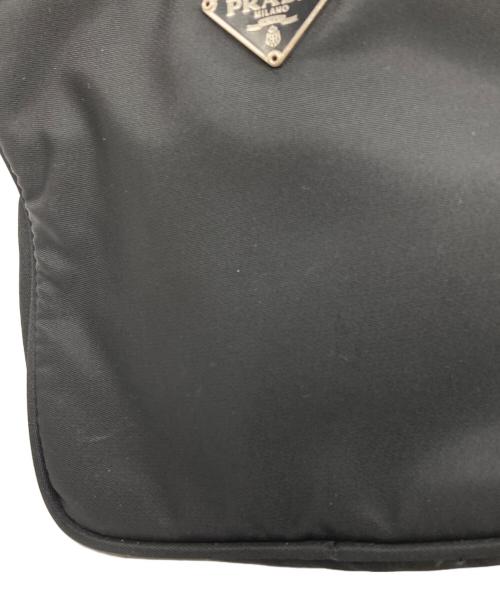 PRADA（プラダ）PRADA (プラダ) ナイロンショルダーバッグ ブラックの古着・服飾アイテム