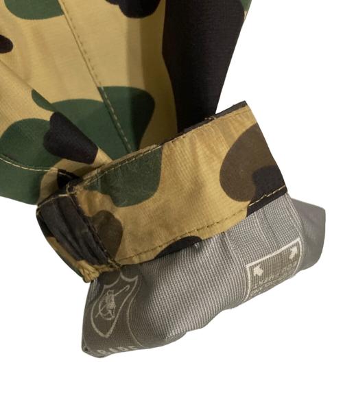 A BATHING APE（ア ベイシング エイプ）A BATHING APE (ア ベイシング エイプ) サルカモ柄マウンテンパーカー ベージュ サイズ:Sの古着・服飾アイテム