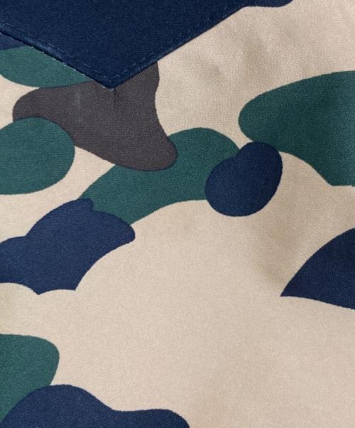 A BATHING APE（ア ベイシング エイプ）A BATHING APE (ア ベイシング エイプ) 1ST CAMO SNOWBOARD JACKET ブラック サイズ:Sの古着・服飾アイテム
