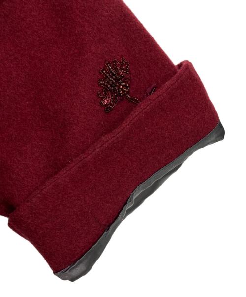 伊太利屋（イタリヤ）伊太利屋 (イタリヤ) ビーズ刺繍フォックスファーカシミヤ混コート レッド サイズ:9の古着・服飾アイテム