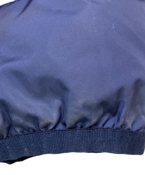 GUCCI（グッチ）GUCCI (グッチ) ヒステリアロゴダウンジャケット ネイビー サイズ:52の古着・服飾アイテム