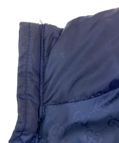 GUCCI（グッチ）GUCCI (グッチ) ヒステリアロゴダウンジャケット ネイビー サイズ:52の古着・服飾アイテム