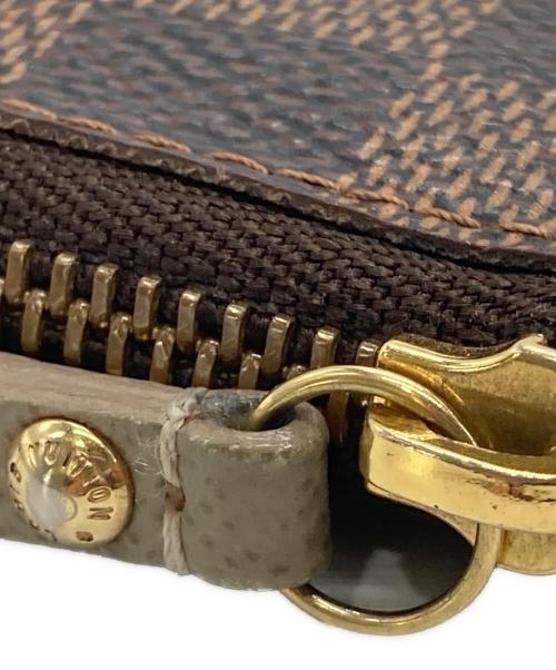 LOUIS VUITTON（ルイ ヴィトン）LOUIS VUITTON (ルイ ヴィトン) ポシェットクレ ラベルコレクション ブラウンの古着・服飾アイテム