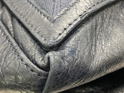 BALENCIAGA（バレンシアガ）BALENCIAGA (バレンシアガ) レザートートバッグ ネイビーの古着・服飾アイテム