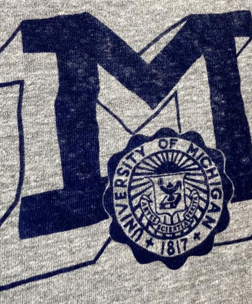 REMI RELIEF（レミレリーフ）REMI RELIEF (レミレリーフ) フットボールTシャツ グレー サイズ:FREE 未使用品の古着・服飾アイテム