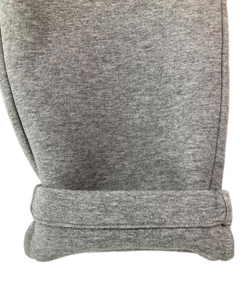 F.C.R.B.（エフシーレアルブリストル）F.C.R.B. (エフシーレアルブリストル) TECH SWEAT FLAT HEM PANTS グレー サイズ:Mの古着・服飾アイテム