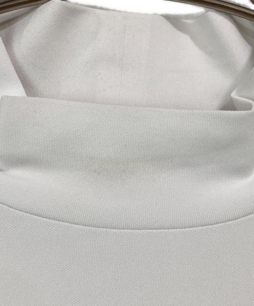 F.C.R.B.（エフシーレアルブリストル）F.C.R.B. (エフシーレアルブリストル) TRAINING RIBBED HEM S/S MOCKNECK TOP ホワイト サイズ:Mの古着・服飾アイテム