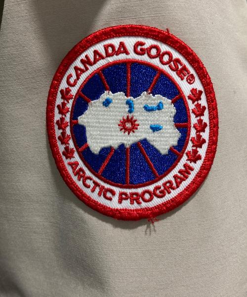 CANADA GOOSE（カナダグース）CANADA GOOSE (カナダグース) EDIFICE (エディフィス) オーフォード ダウンジャケット ベージュ サイズ:Sの古着・服飾アイテム