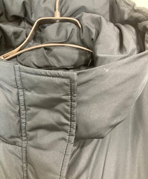 ARMANI EXCHANGE（アルマーニ エクスチェンジ）ARMANI EXCHANGE (アルマーニ エクスチェンジ) サークルロゴパファーコート ブラック サイズ:Lの古着・服飾アイテム