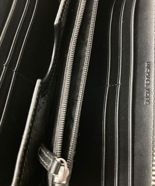 MICHAEL KORS（マイケル・コース）MICHAEL KORS (マイケル・コース) 長財布 ブラックの古着・服飾アイテム