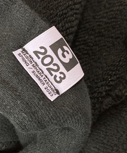 Maison MIHARA YASUHIRO（メゾン ミハラ ヤスヒロ）Maison MIHARA YASUHIRO (メゾン ミハラ ヤスヒロ) Inside out hoodie ブラック サイズ:38の古着・服飾アイテム