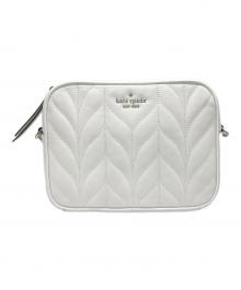 Kate Spade（ケイトスペード）の古着「キルティングカメラバッグ」｜ホワイト