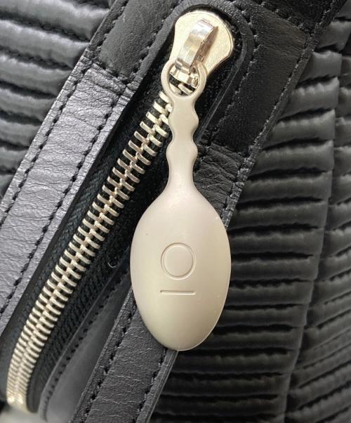 HIROKO HAYASHI（ヒロコ ハヤシ）HIROKO HAYASHI (ヒロコ ハヤシ) キューブ型バッグ ブラックの古着・服飾アイテム