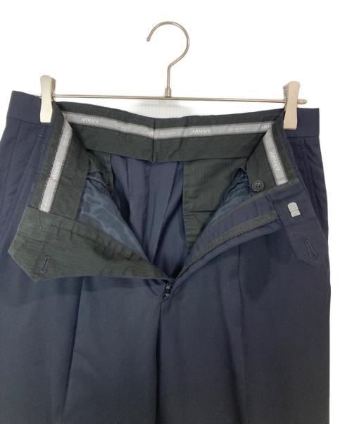 ARMANI COLLEZIONI（アルマーニ コレツィオーニ）ARMANI COLLEZIONI (アルマーニ コレツィオーニ) 3Bセットアップスーツ ネイビー サイズ:48の古着・服飾アイテム