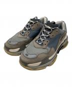 BALENCIAGAバレンシアガ）の古着「TRIPLE S スニーカー」｜グレー