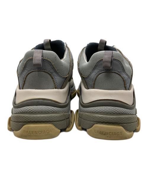 BALENCIAGA（バレンシアガ）BALENCIAGA (バレンシアガ) TRIPLE S スニーカー グレー サイズ:28.5cmの古着・服飾アイテム
